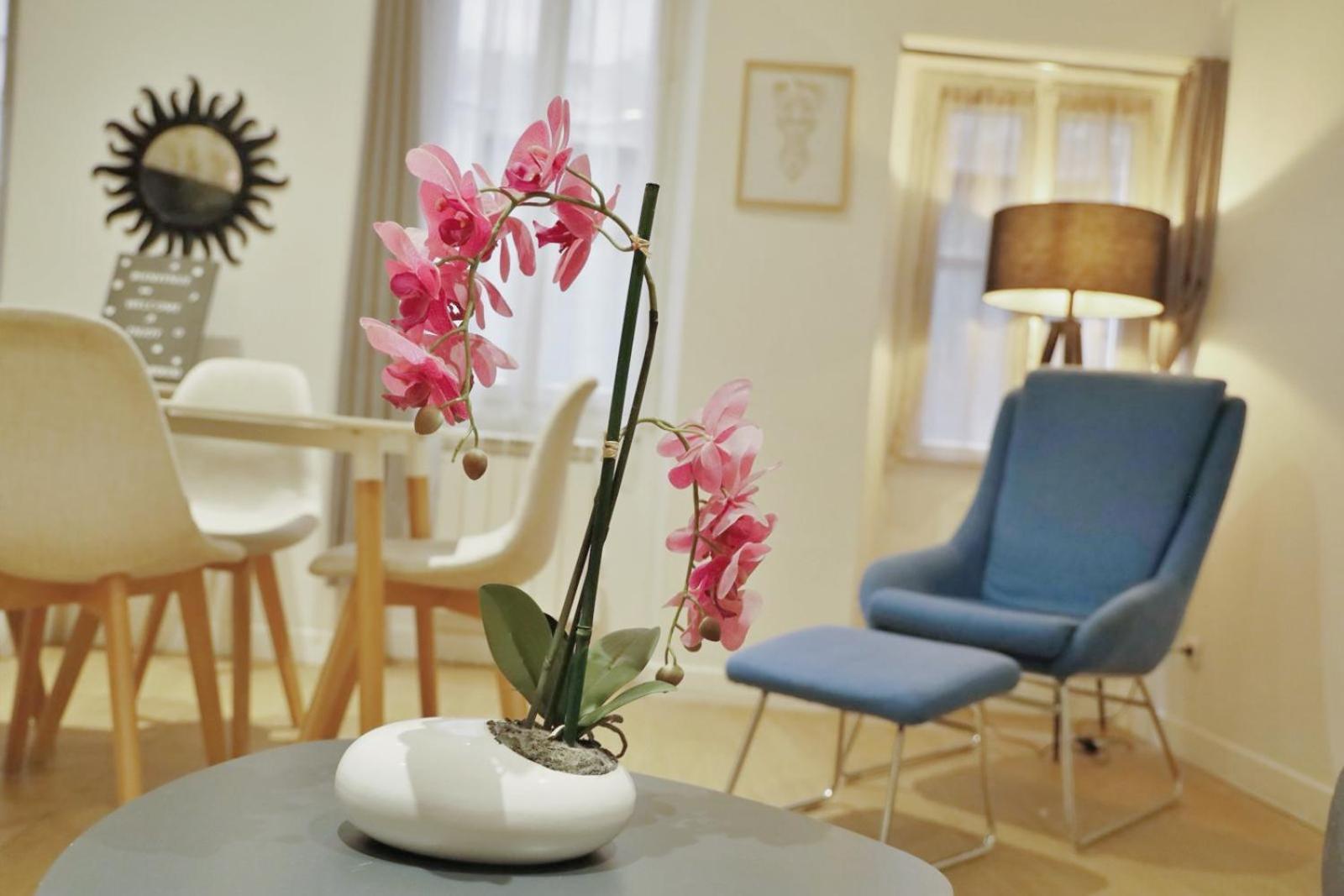 L'Escapade, Appartement Cosy Au Coeur De Grasse Ngoại thất bức ảnh